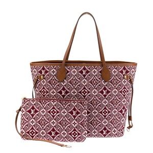 Louis Vuitton Monogram Since 1854
Neverfull MM w/ Pouch (MINT CONDITION)